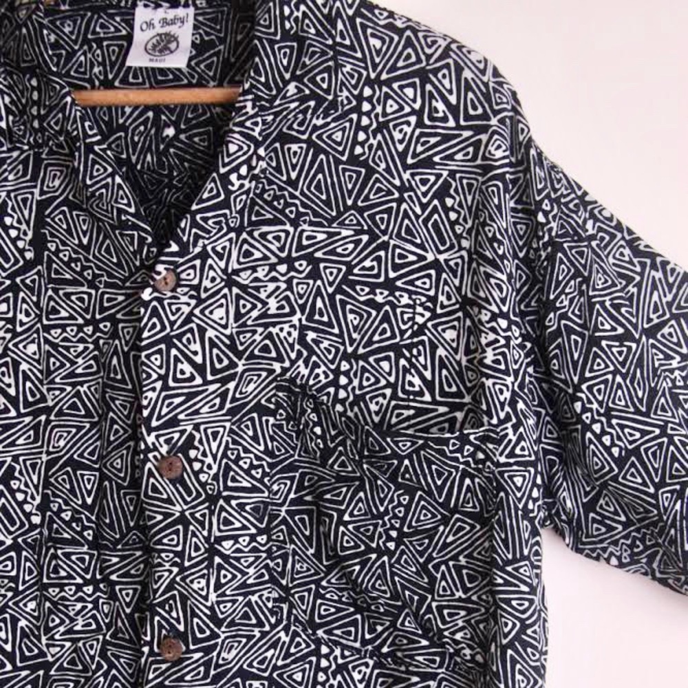 Short sleeve button up